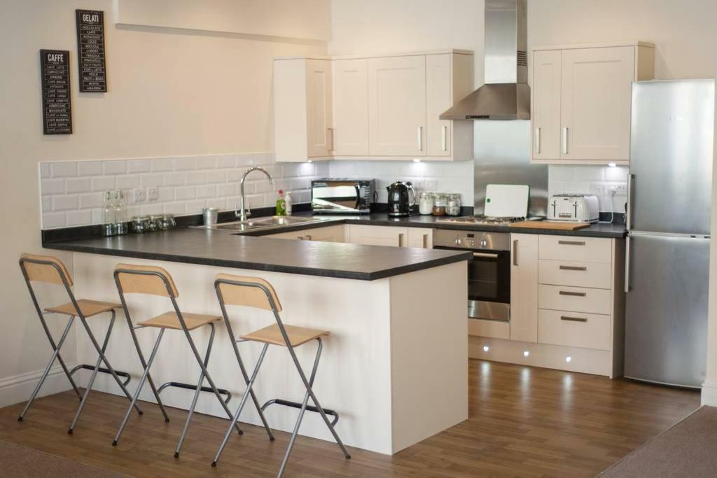 The Broadmead Forest - Spacious City Centre 3Bdr Apartment Bristol Eksteriør bilde