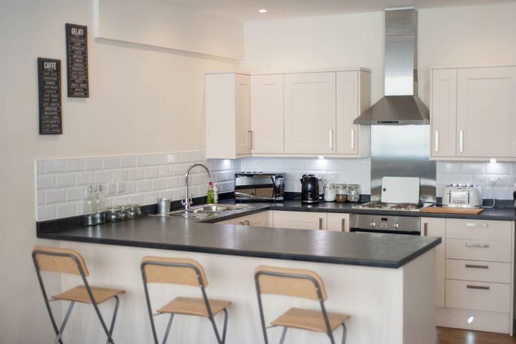 The Broadmead Forest - Spacious City Centre 3Bdr Apartment Bristol Eksteriør bilde
