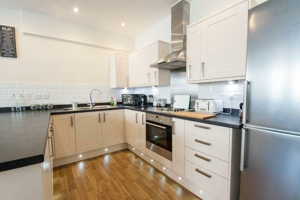 The Broadmead Forest - Spacious City Centre 3Bdr Apartment Bristol Eksteriør bilde